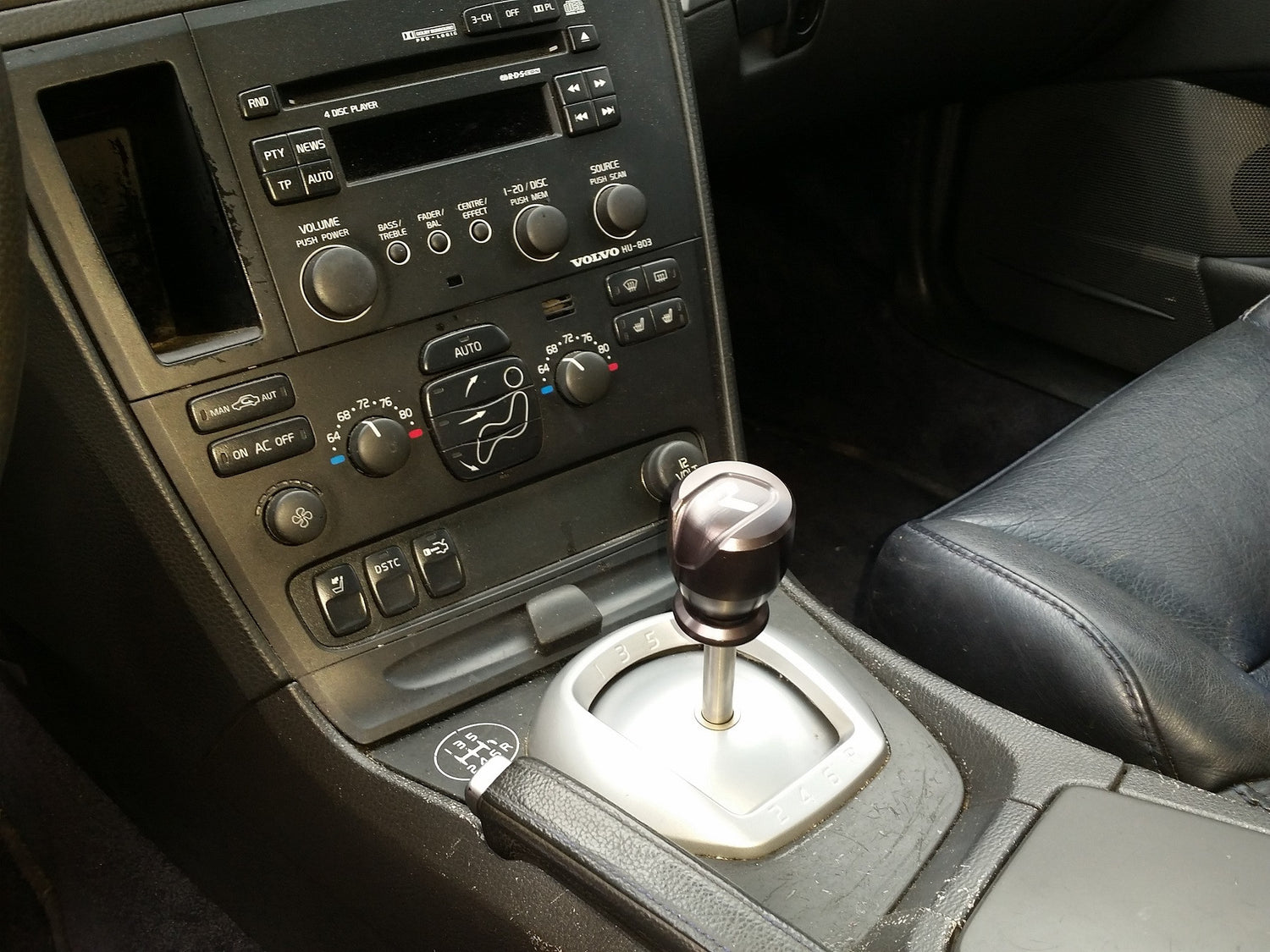 Apex R Shift Knob